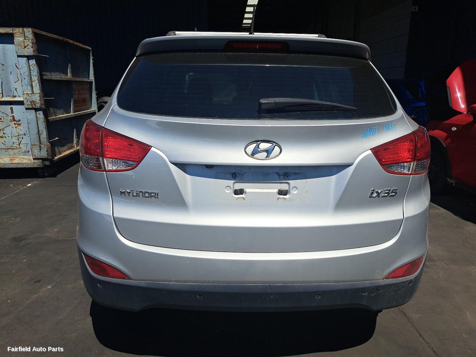 2013 Hyundai Ix35 Left Headlamp