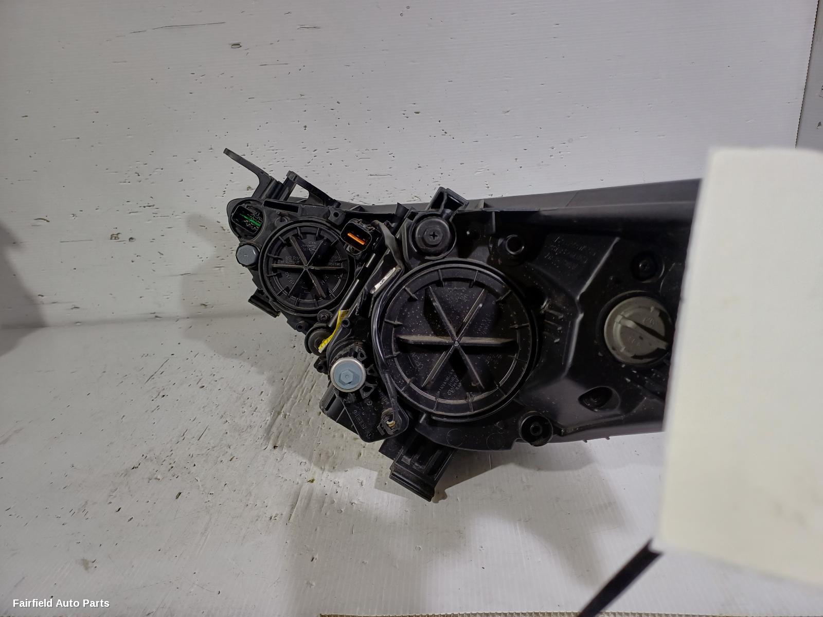 2012-2017 Hyundai I30 Right Headlamp