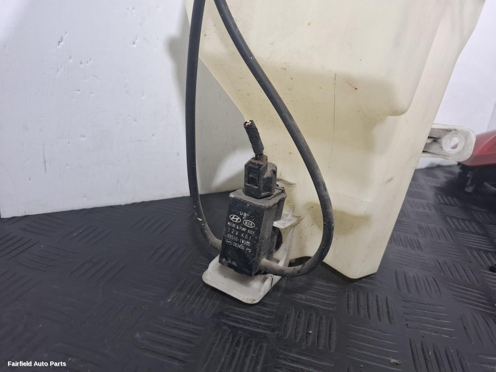 2015 Kia Rio Washer Bottle