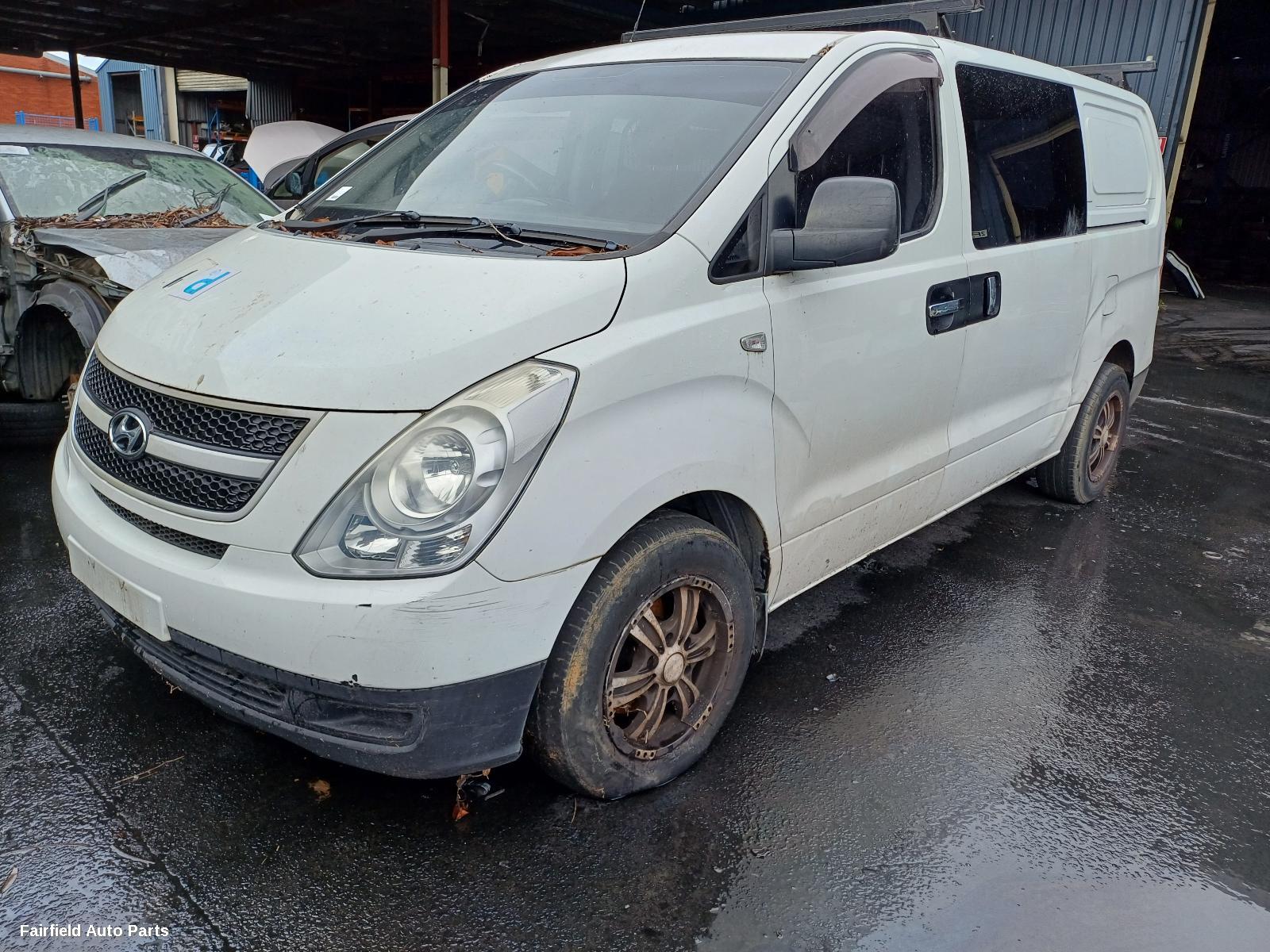 2007-2021 Hyundai Iload/imax Sunvisor