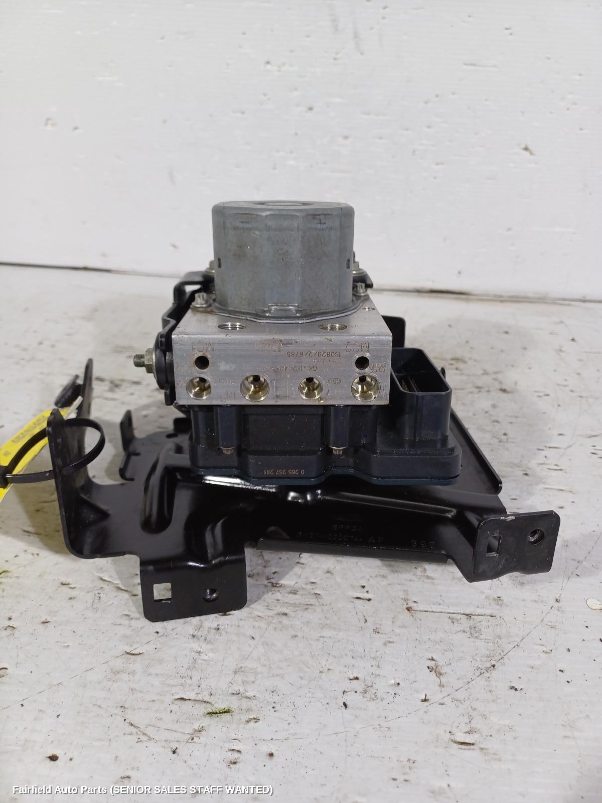 2019 Ford Transit Abs Pump Modulator