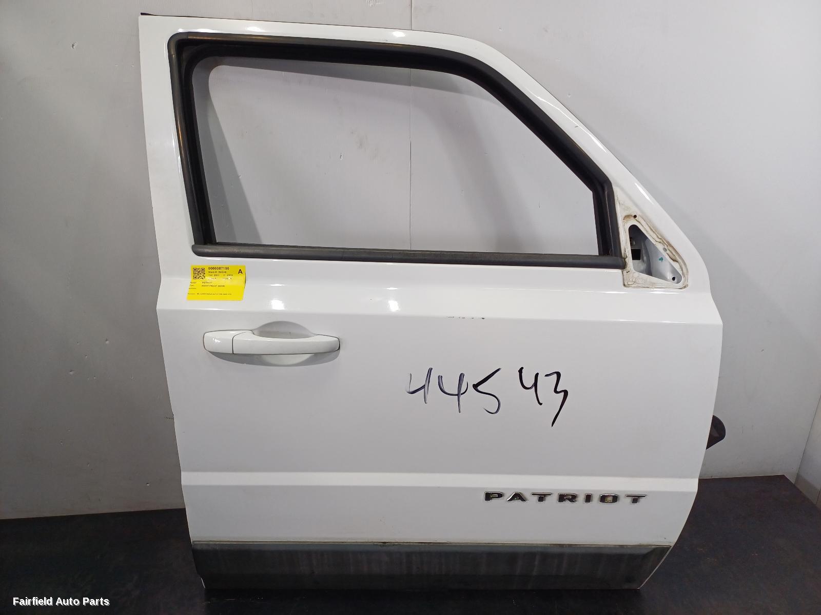 2009-2016 Jeep Patriot Right Front Door