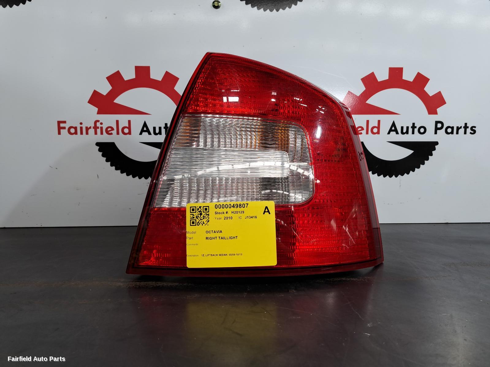 2010 Skoda Octavia Right Taillight