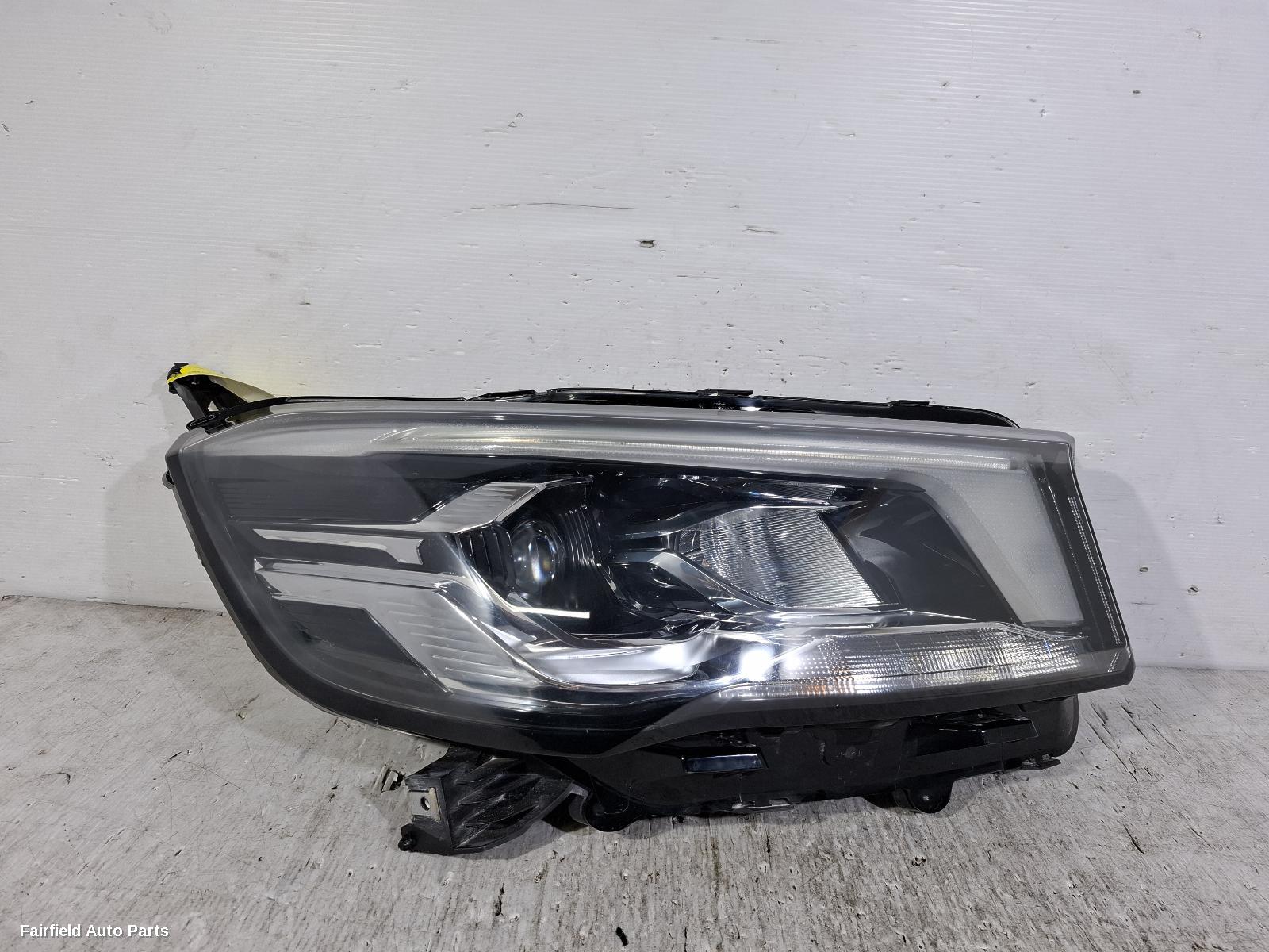 2020-2026 Ldv Deliver 9 Right Headlamp