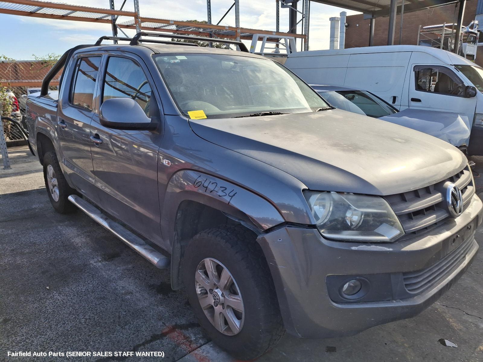 2011 Volkswagen Amarok Left Driveshaft