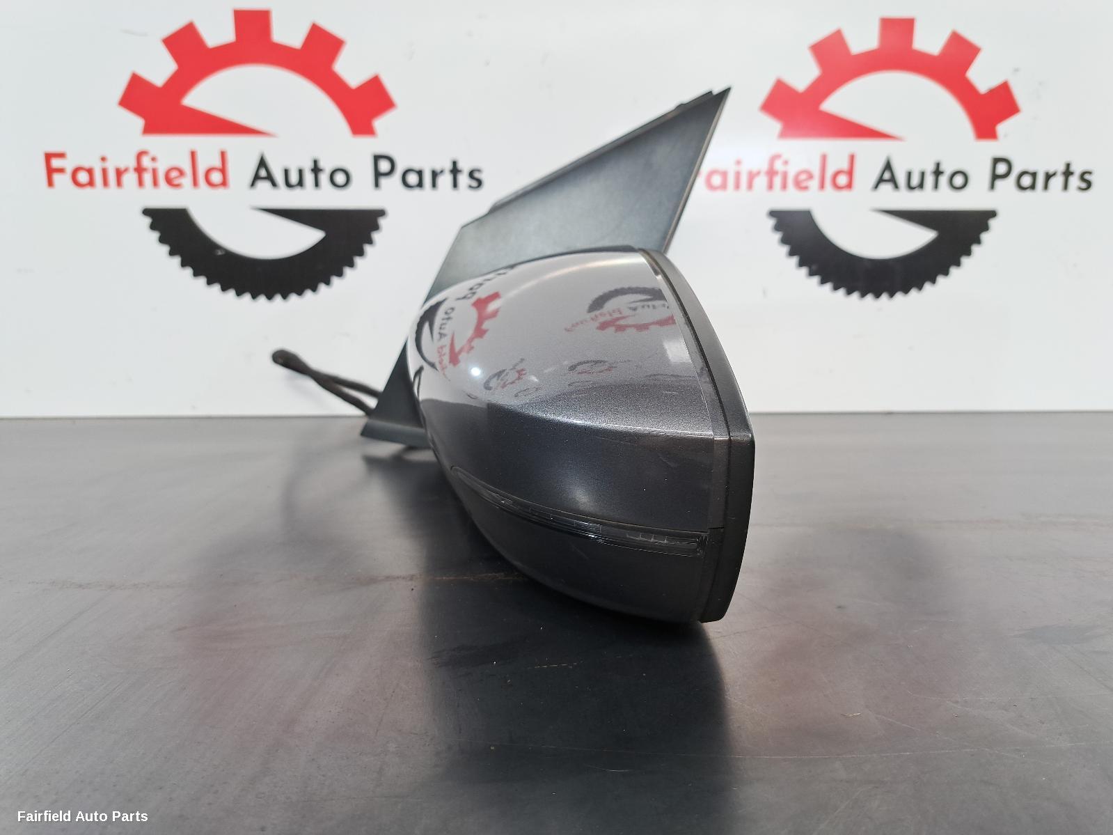 2010-2014 Volkswagen Polo Left Door Mirror