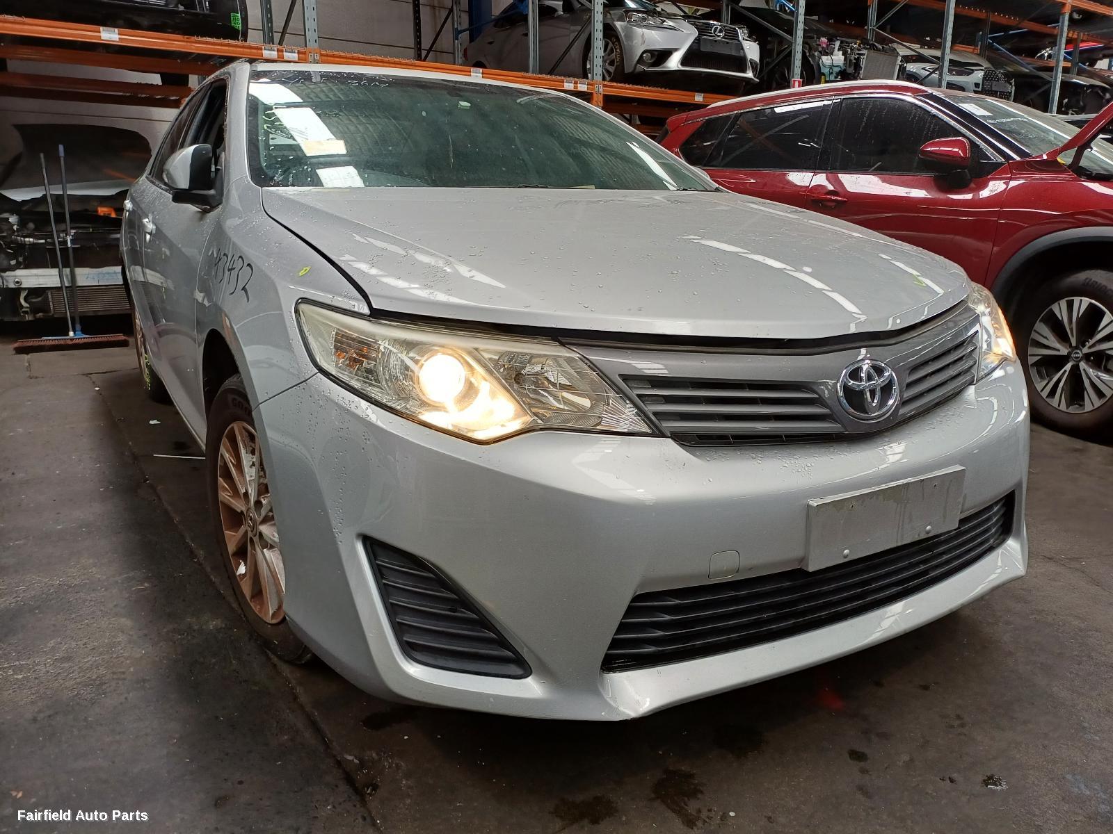 2011-2015 Toyota Camry Rear Garnish