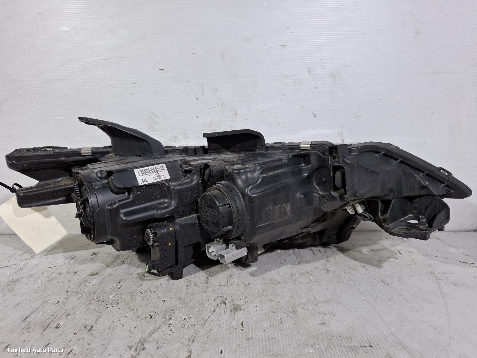 2015-2018 Mitsubishi Outlander Left Headlamp