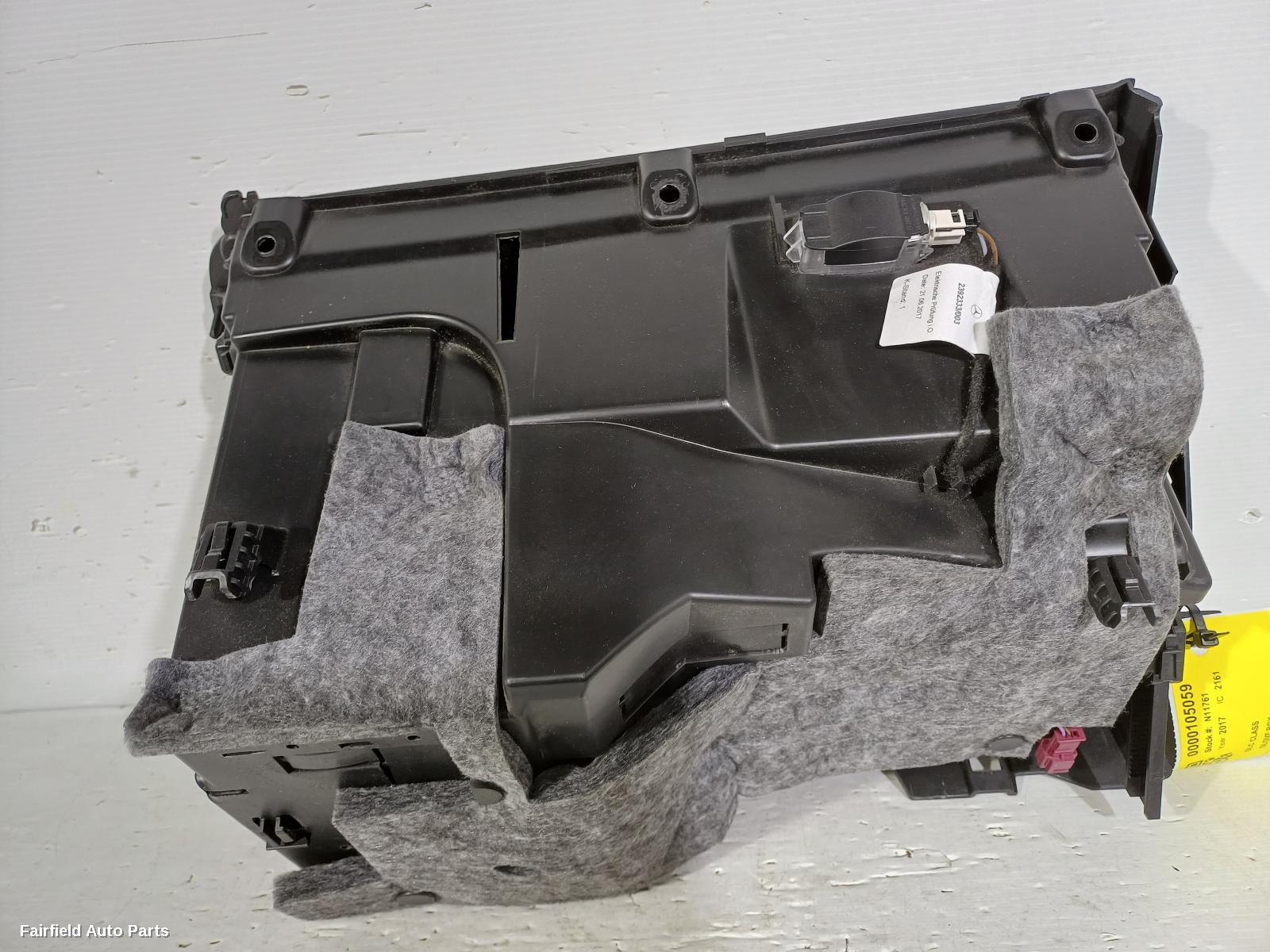 2015-2023 Mercedes Glc Class Glove Box