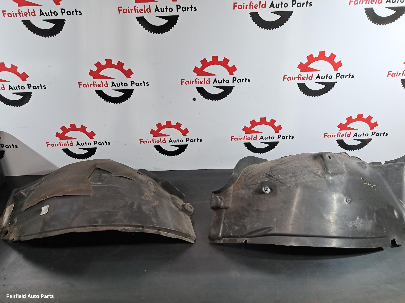 2015-2019 Land Rover Discovery Sport Right Guard Liner