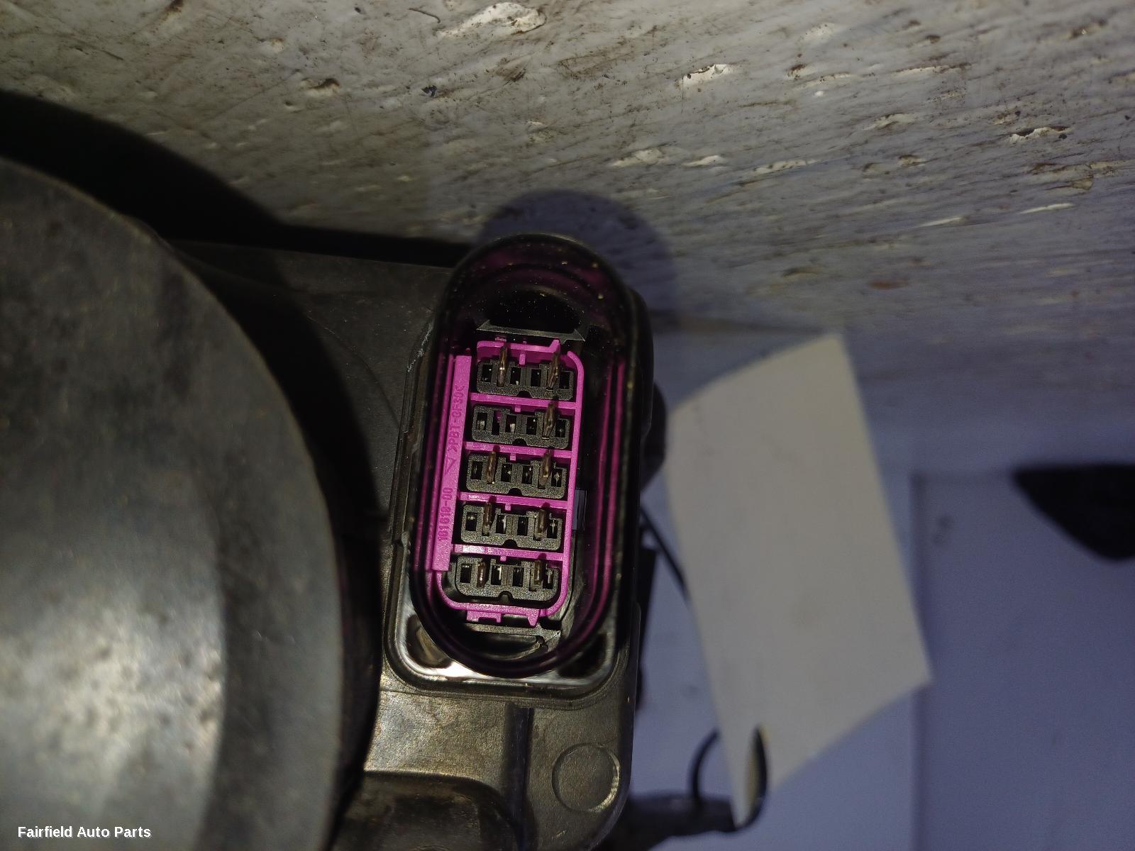 2008-2013 Volkswagen Golf Right Headlamp