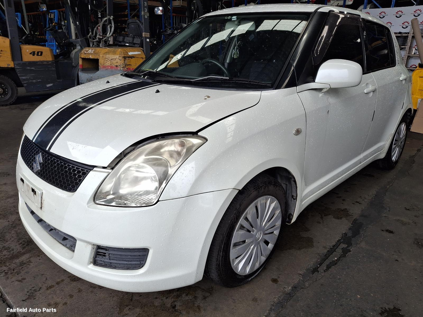 2010 Suzuki Swift Left Headlamp