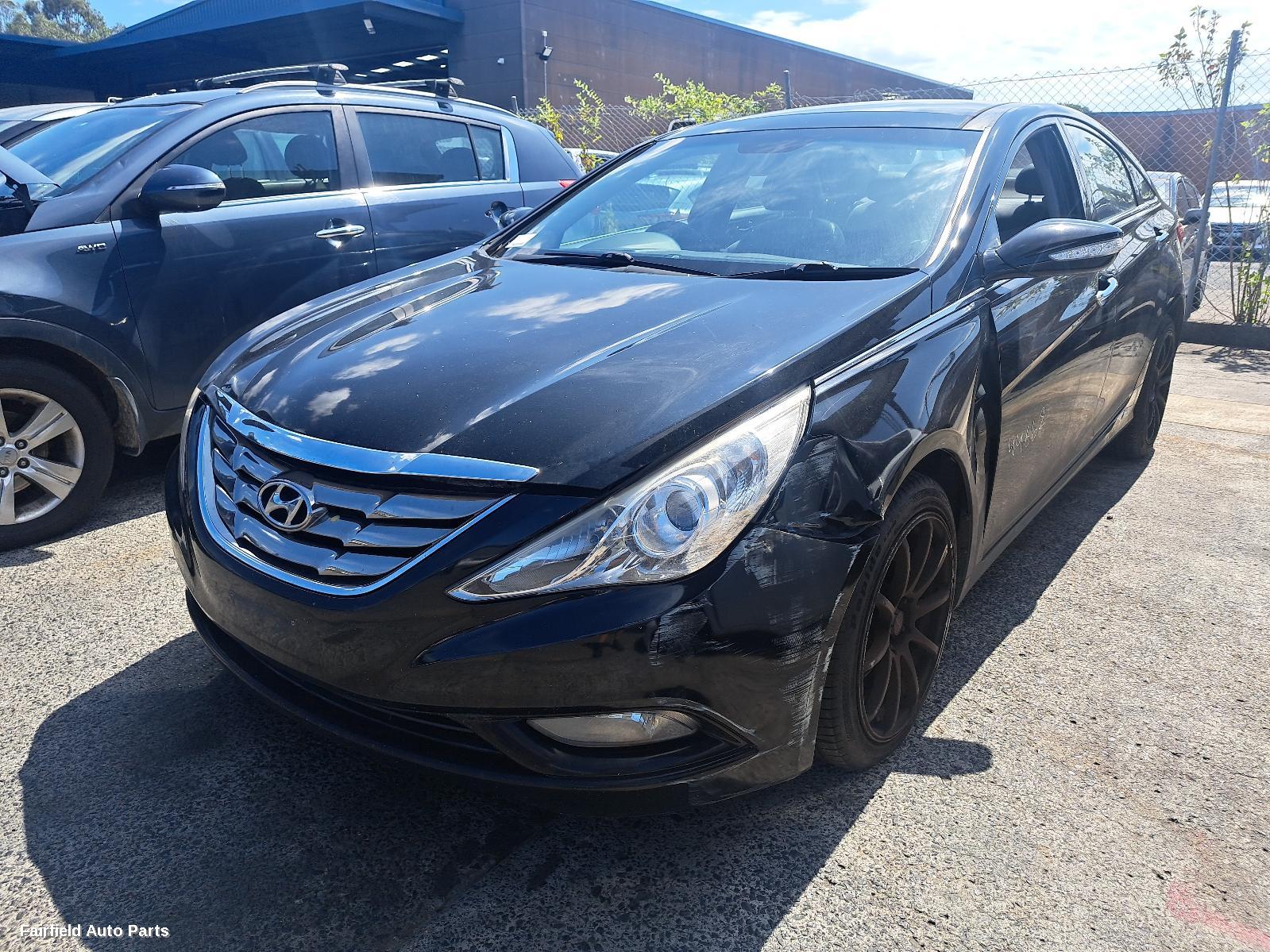 2012 Hyundai I45 Left Taillight