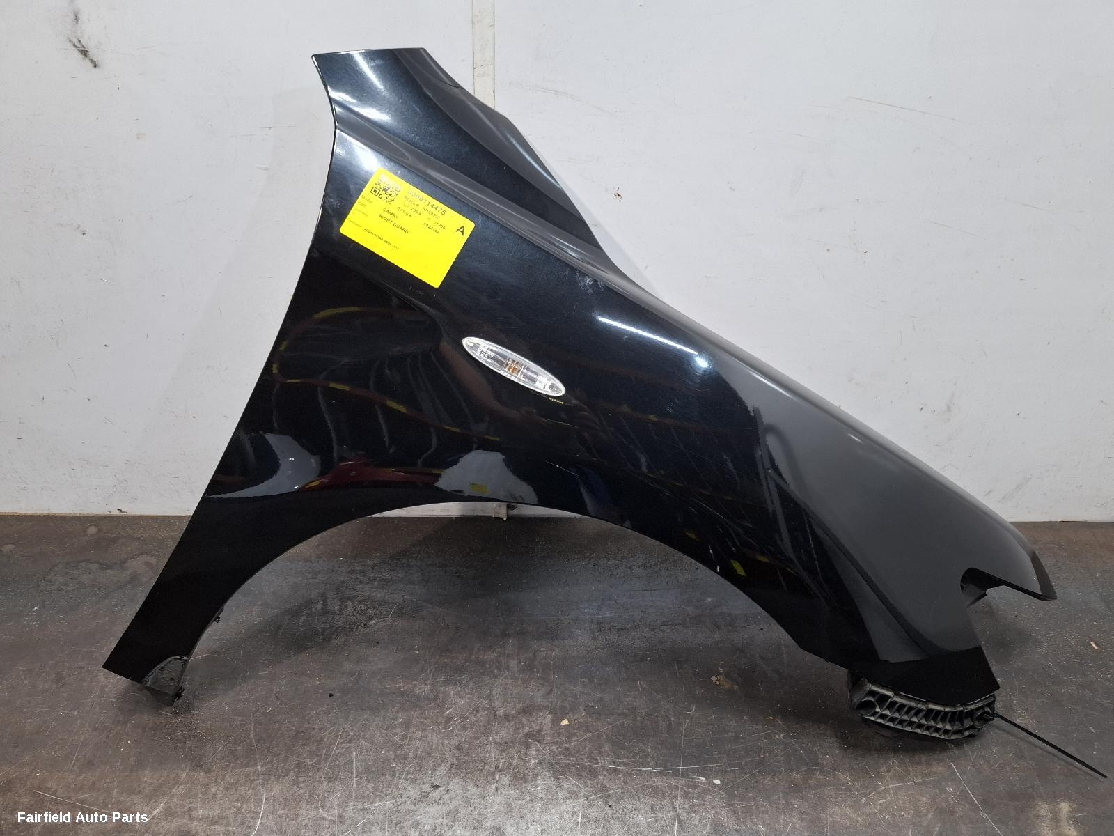 2006-2011 Toyota Camry Right Guard