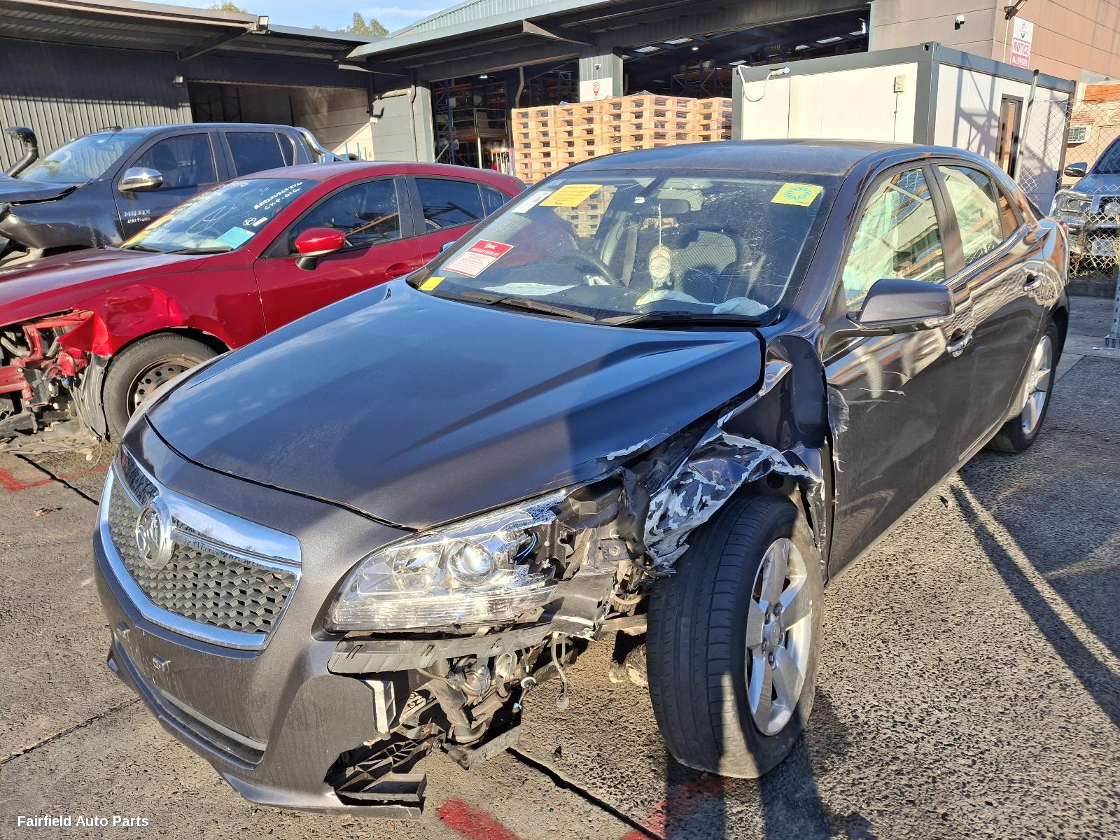 2014 Holden Malibu Right Front Door Window