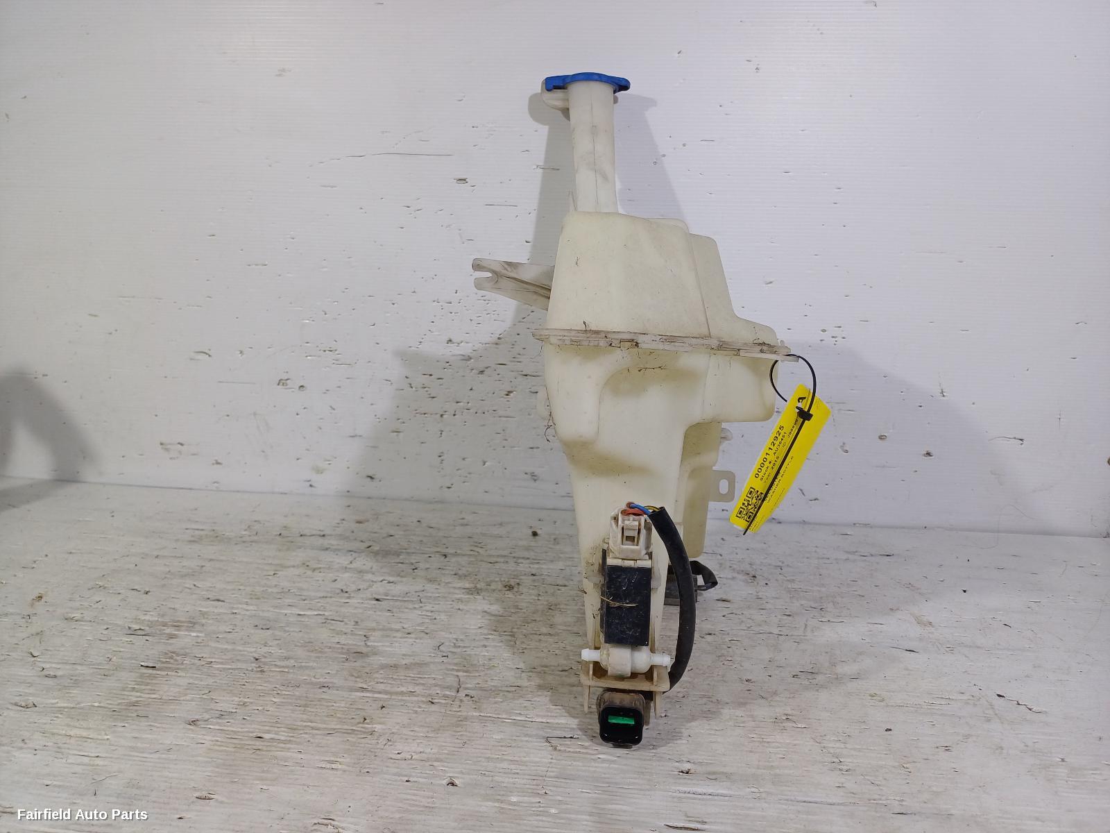 2013-2018 Hyundai Veloster Washer Bottle