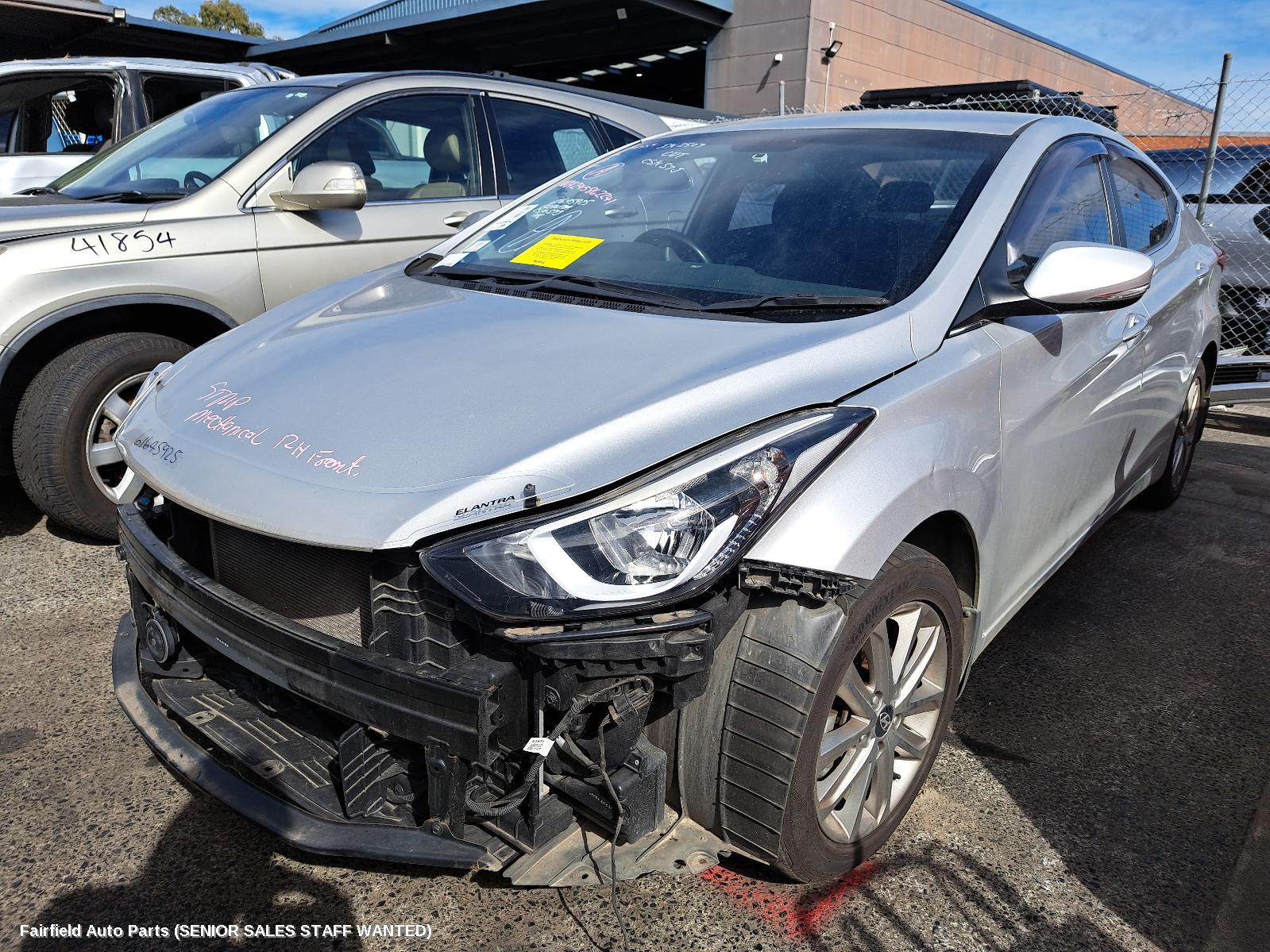 2011-2015 Hyundai Elantra Left Front Door