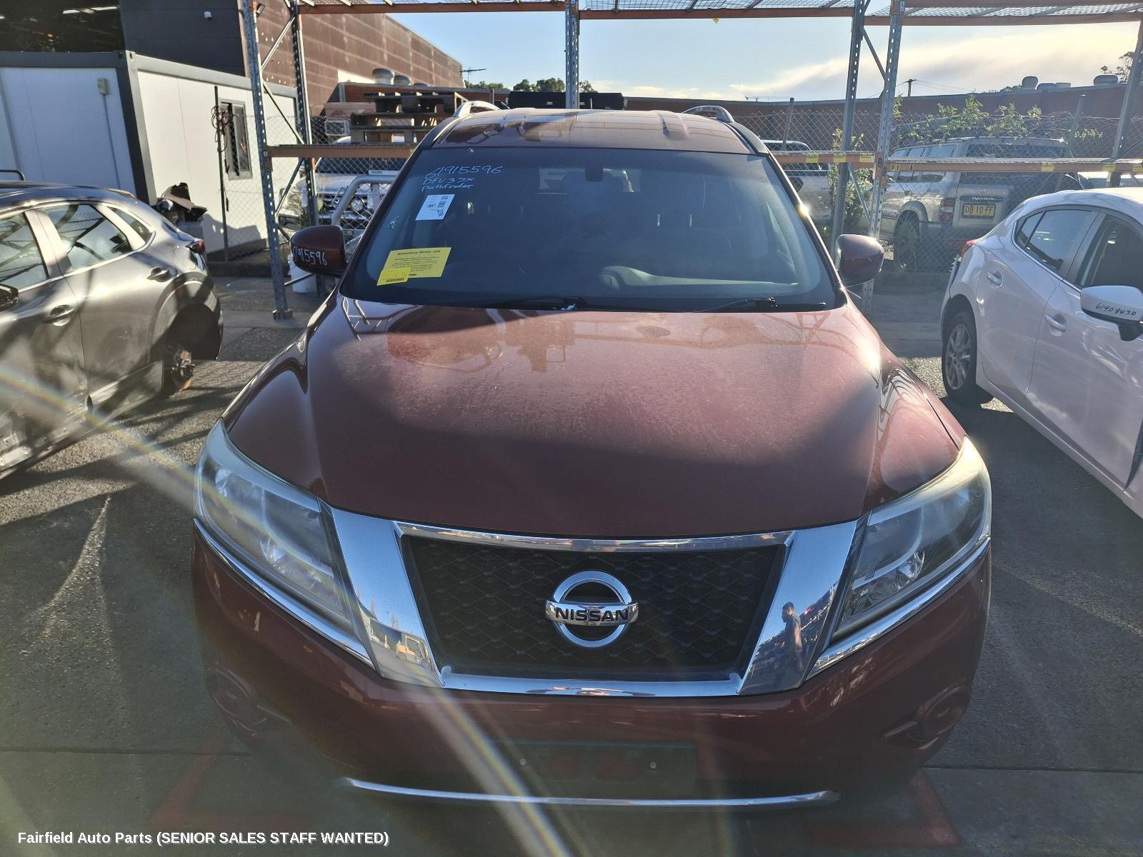 2015 Nissan Pathfinder Right Taillight