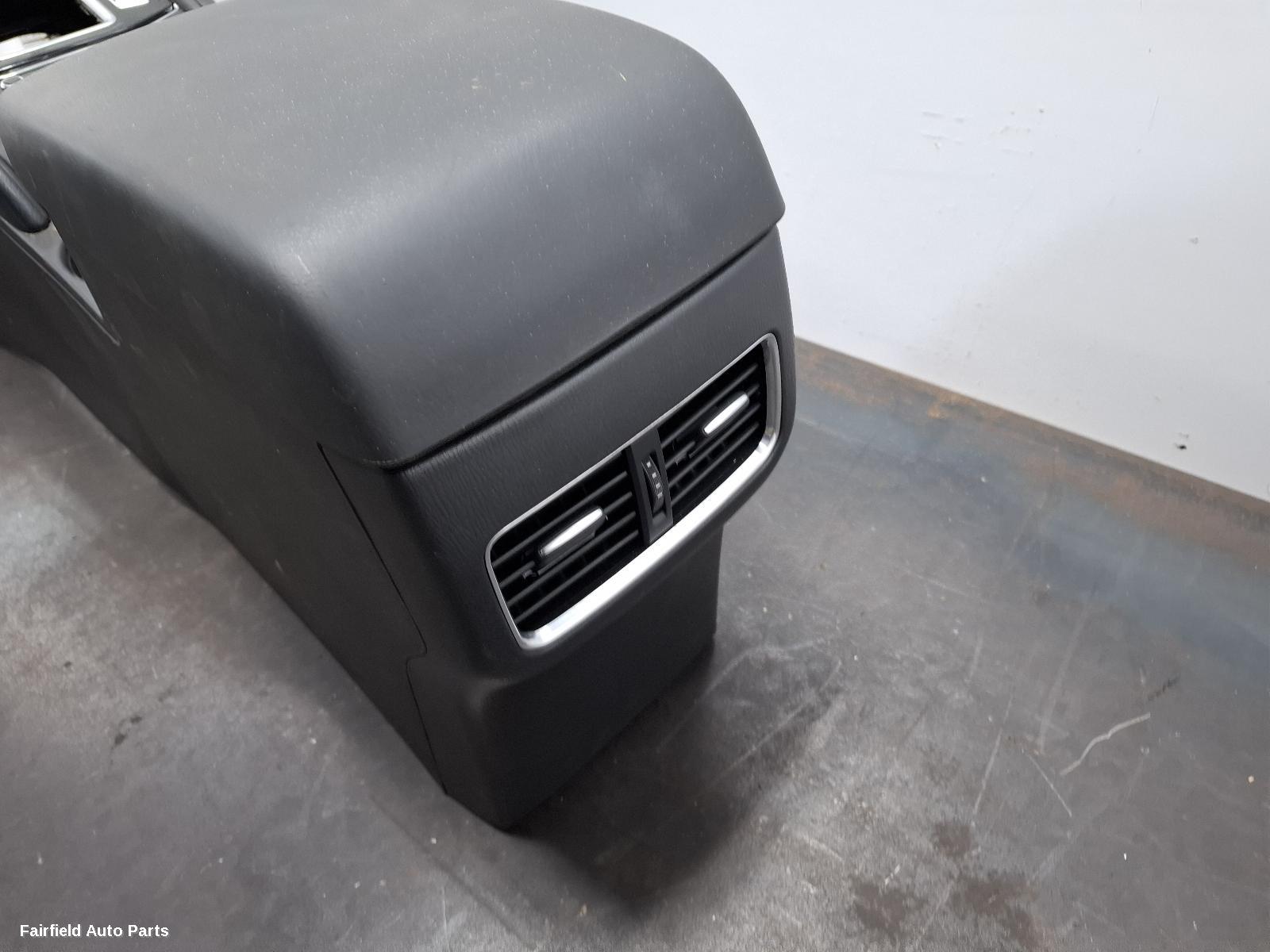 2017-2026 Mazda Cx5 Console