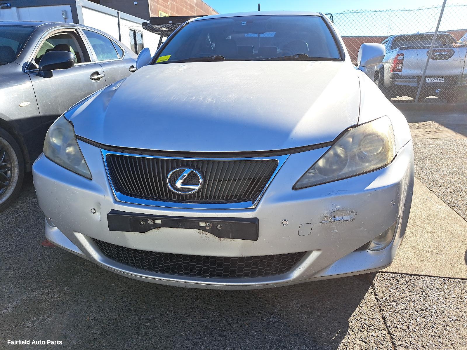 2006 Lexus Is250/is250c Right Front Hub Assembly