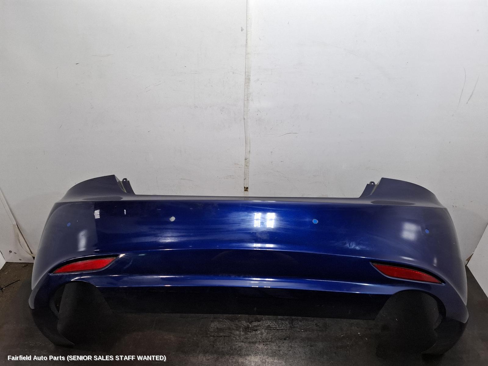 2010 Hyundai I45 Rear Bumper