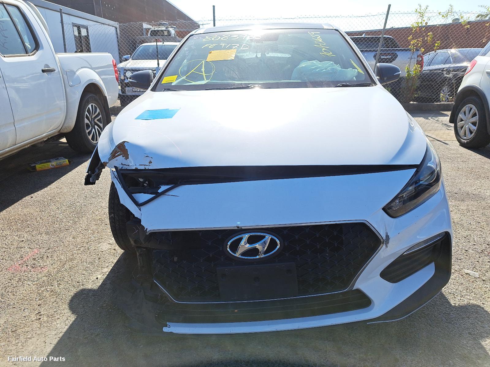 2017-2020 Hyundai I30 Left Indicator Fog Side