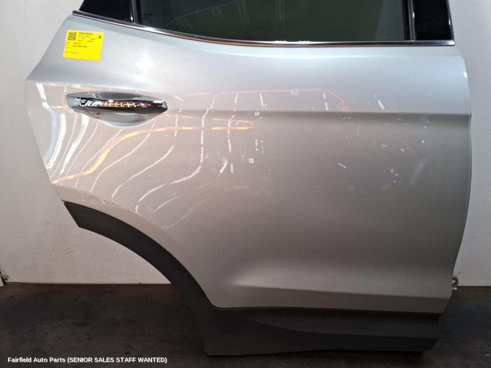2016 Hyundai Santa Fe Right Rear Door Sliding