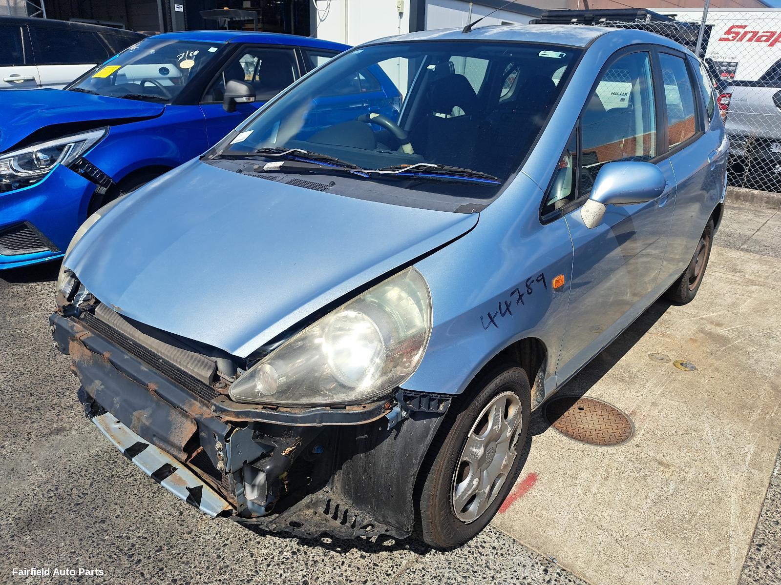 2004 Honda Jazz Fan