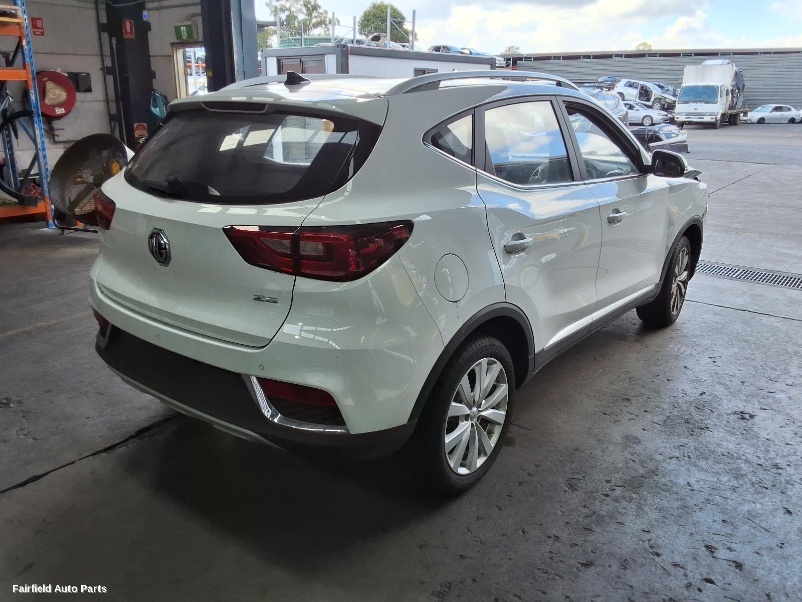 2024 Mg Zs Left Door Mirror