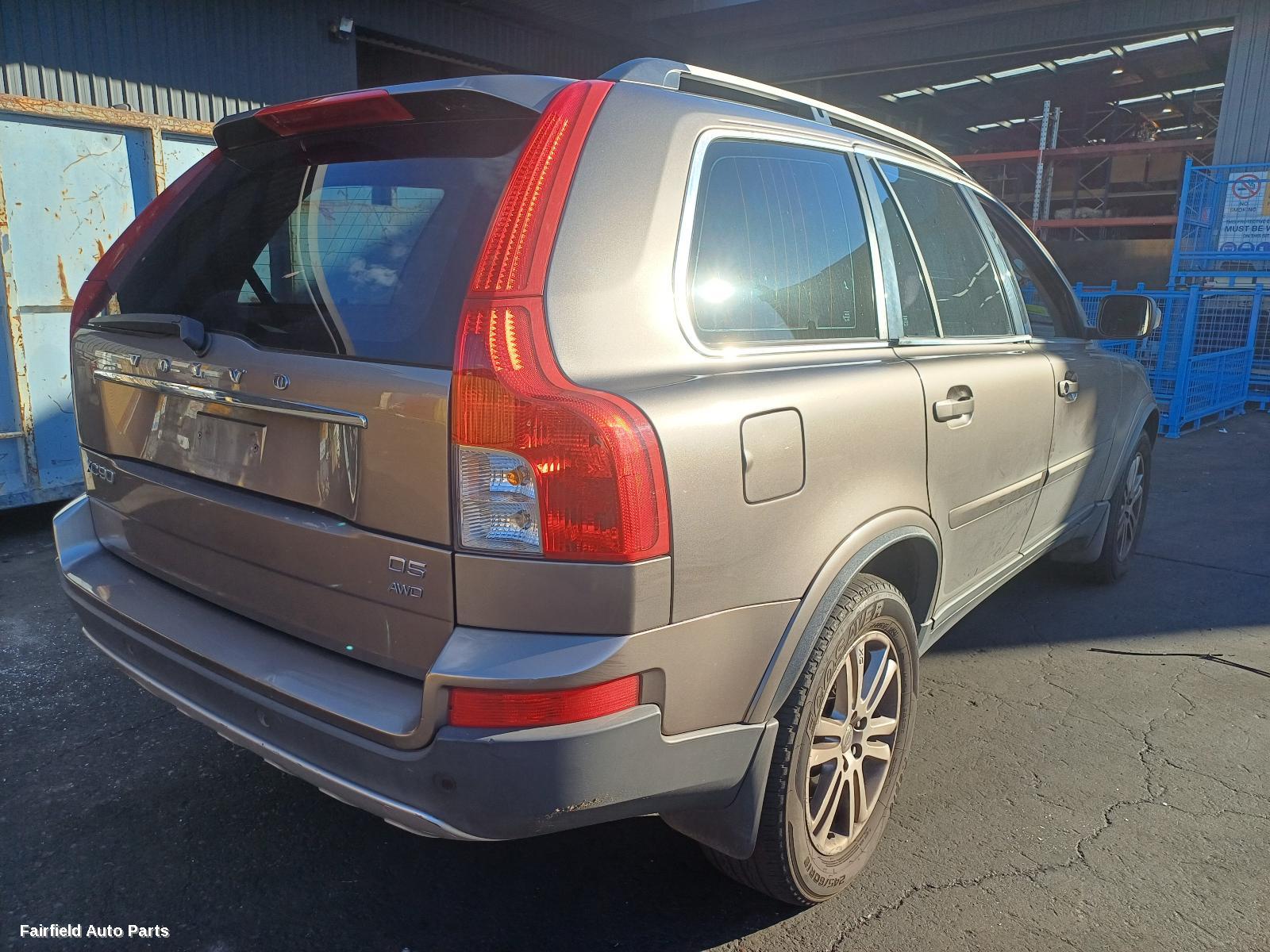 2010 Volvo Xc90 Grille