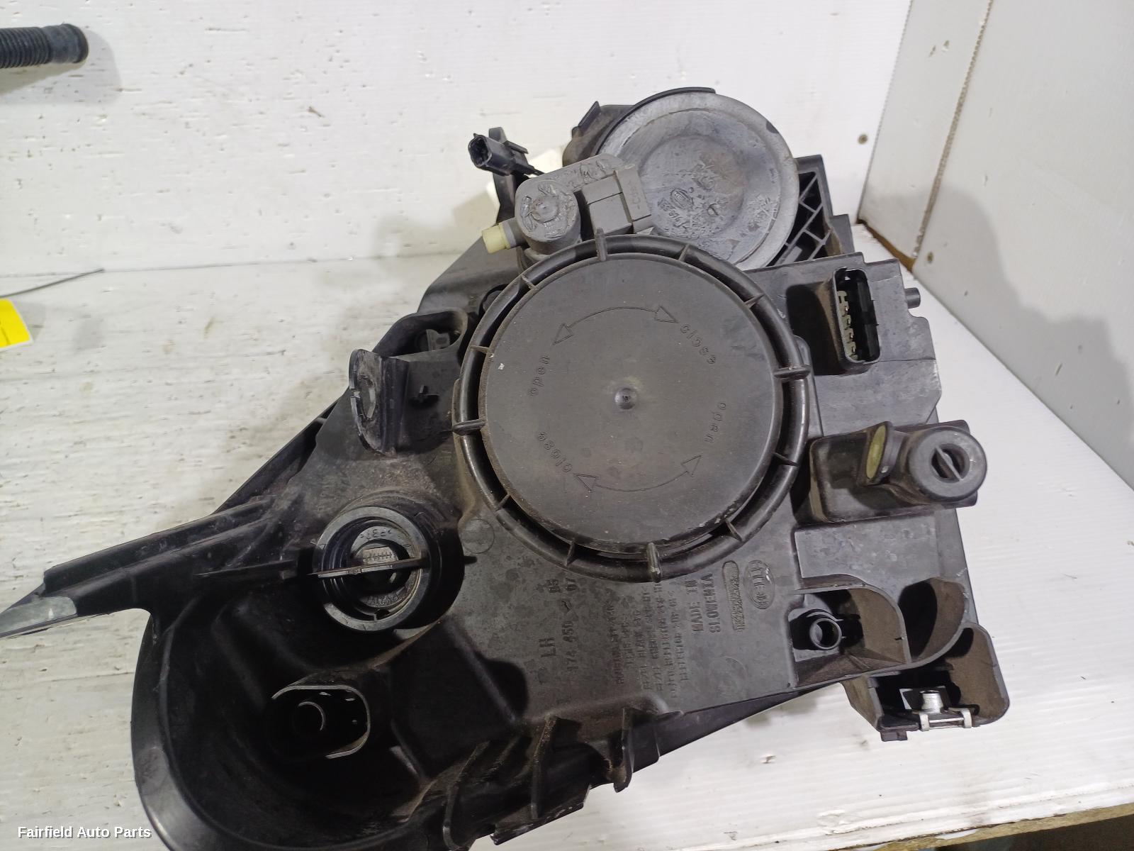 2010-2014 Nissan Dualis Left Headlamp