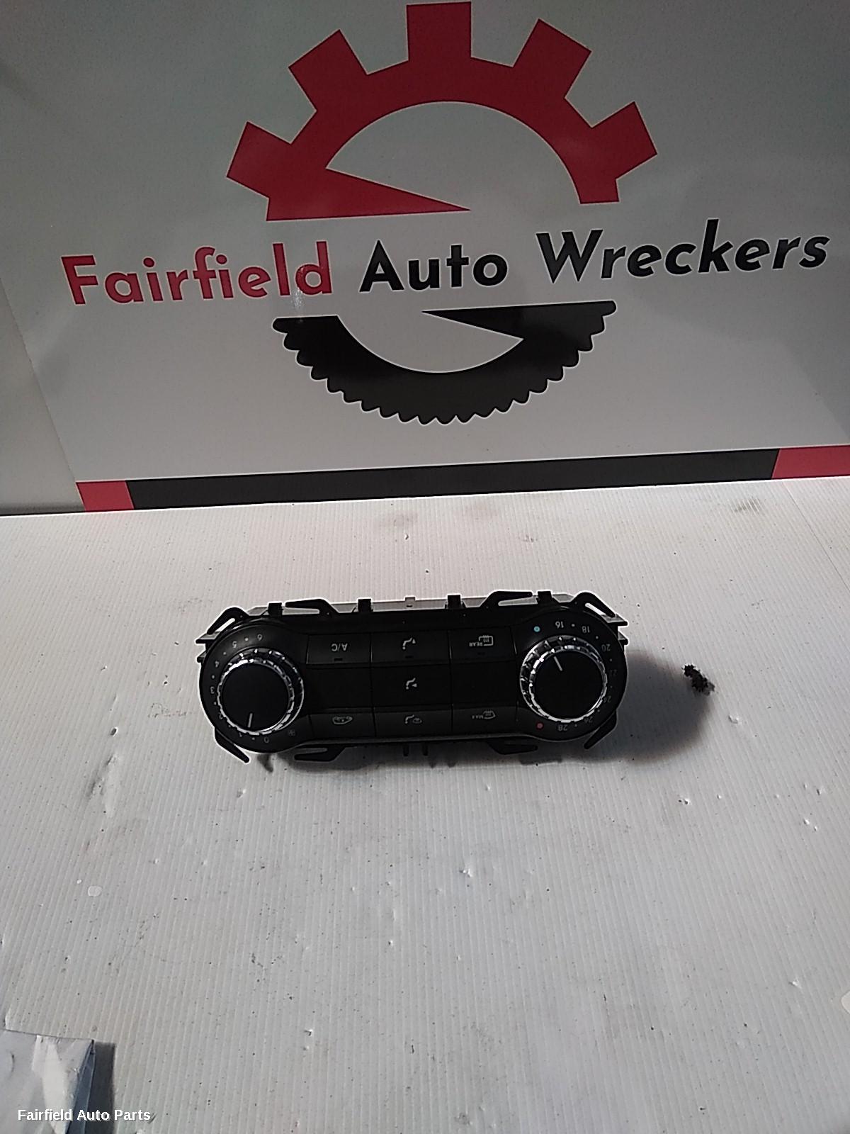 2017 Mercedes A Class Heater Ac Controls