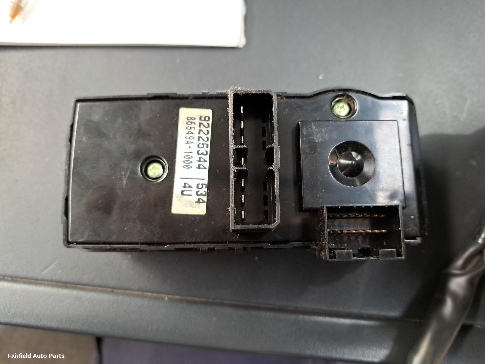 2009 Holden Commodore Pwr Dr Wind Switch