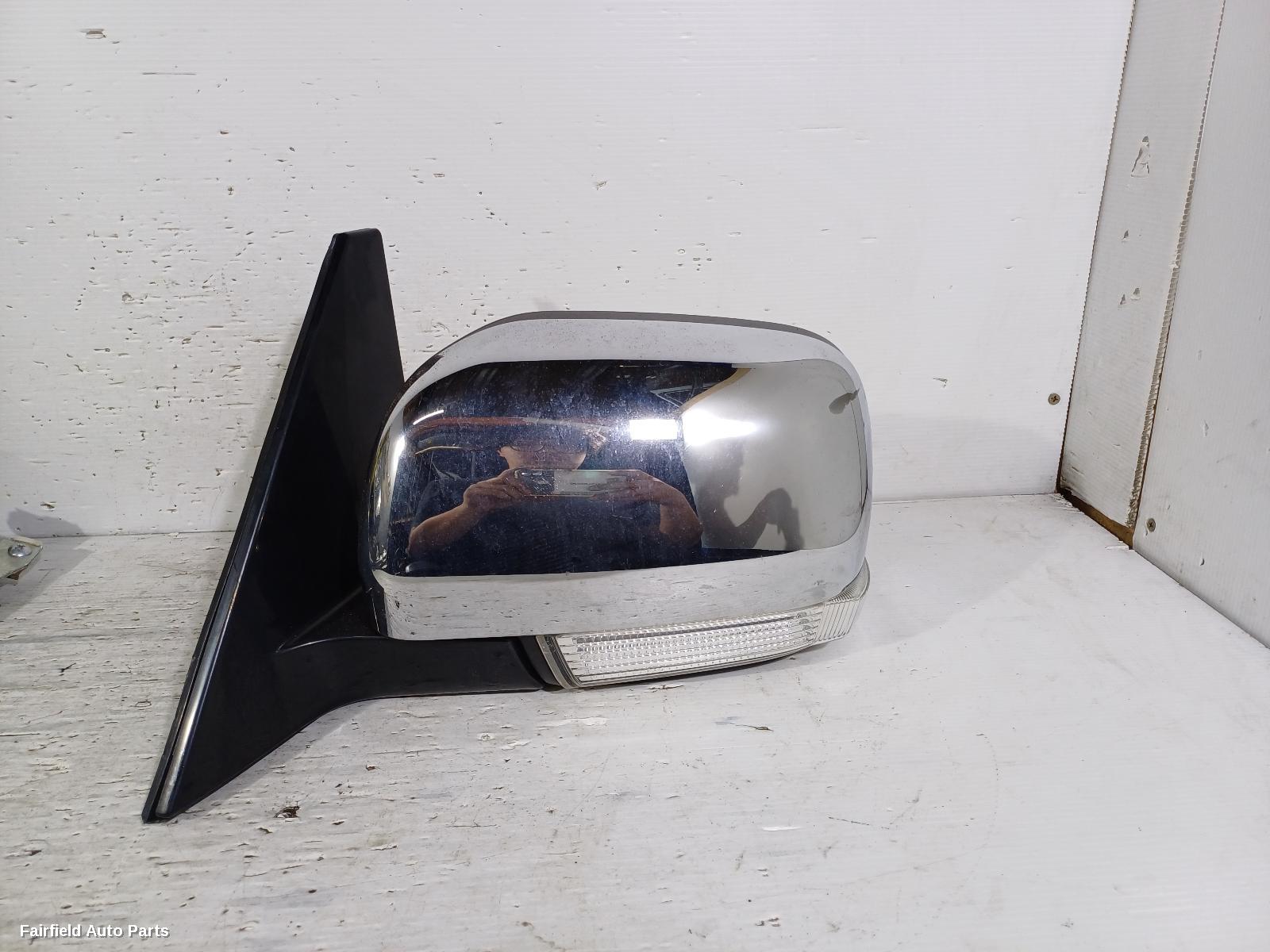 2015-2019 Mitsubishi Pajero Left Door Mirror