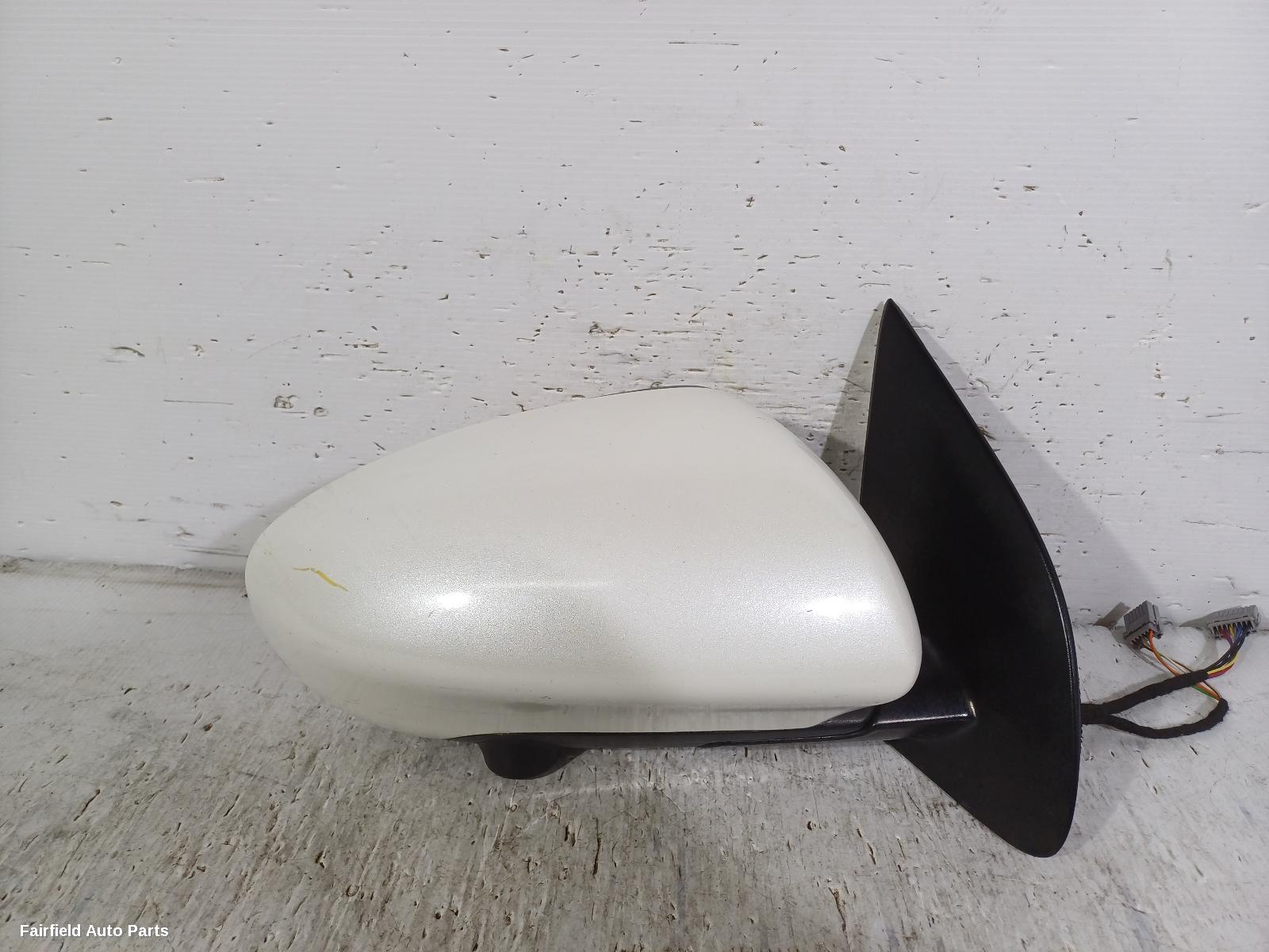 2007-2014 Nissan Dualis Right Door Mirror
