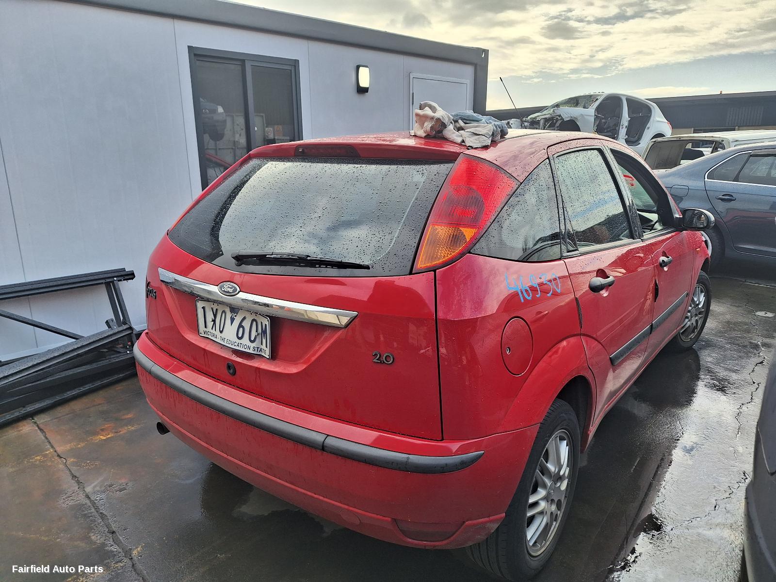2003 Ford Focus Left Rear Door Sliding
