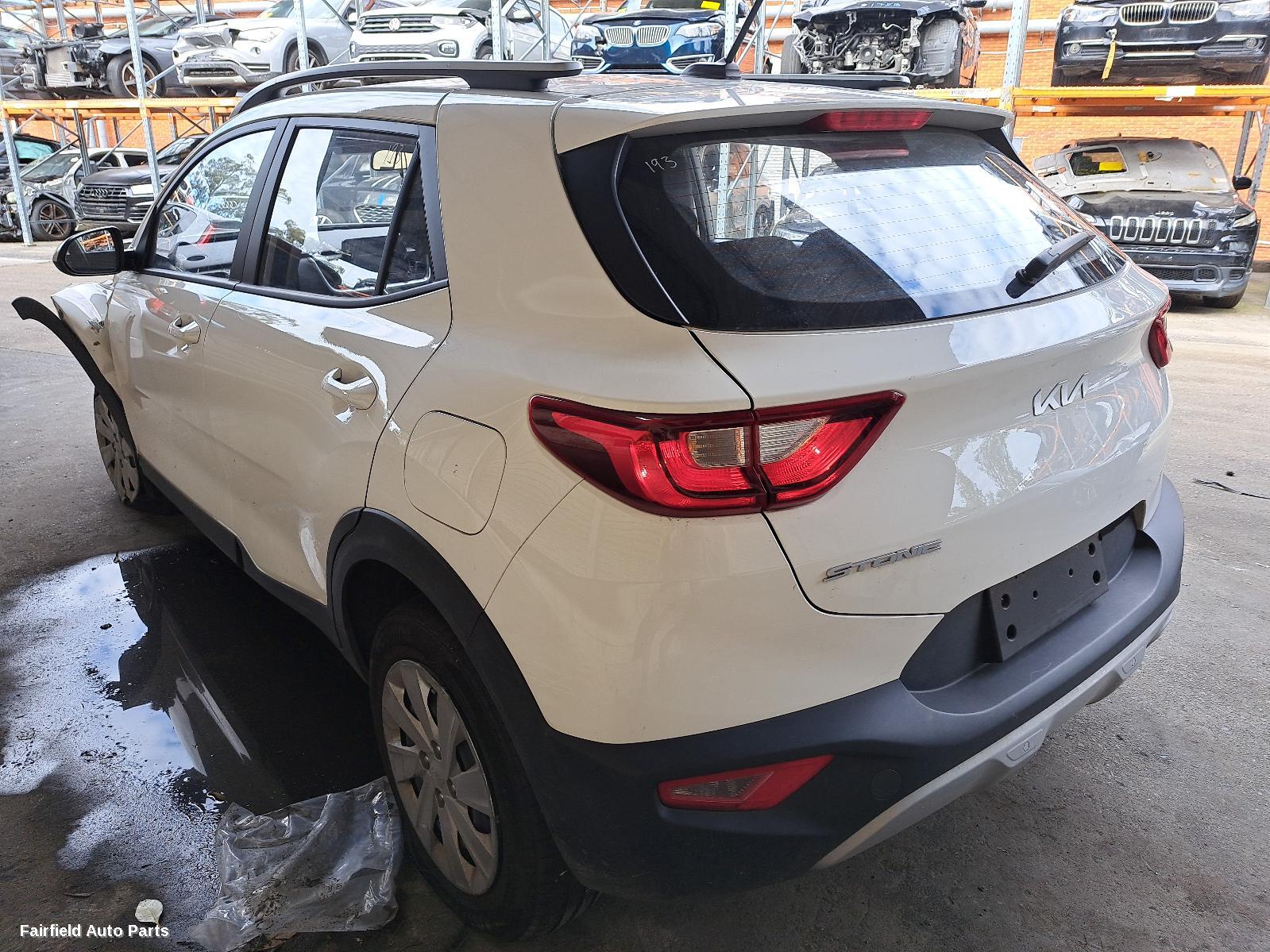 2022 Kia Stonic Right Front Window Reg Motor