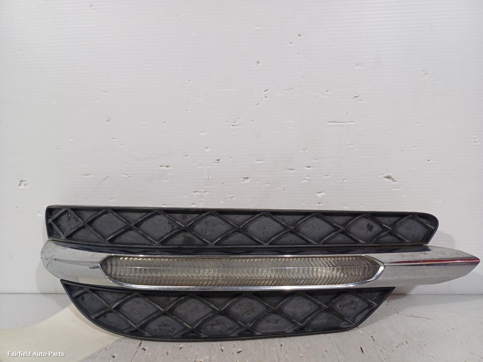 2011-2015 Mercedes C Class Left Indicator Fog Side