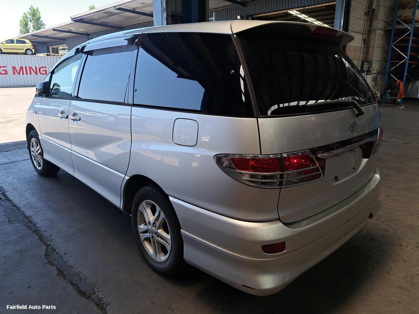 2005 Toyota Estima Right Taillight