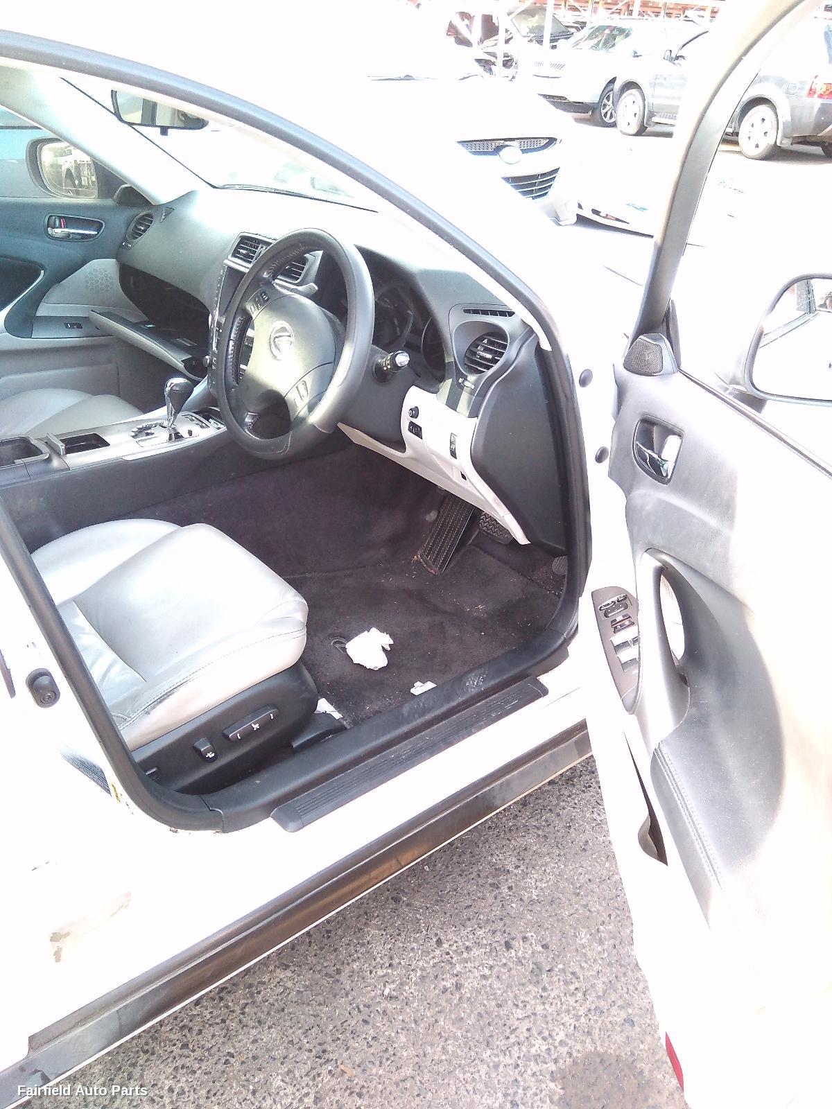 2010 Lexus Is250/is250c Left Headlamp