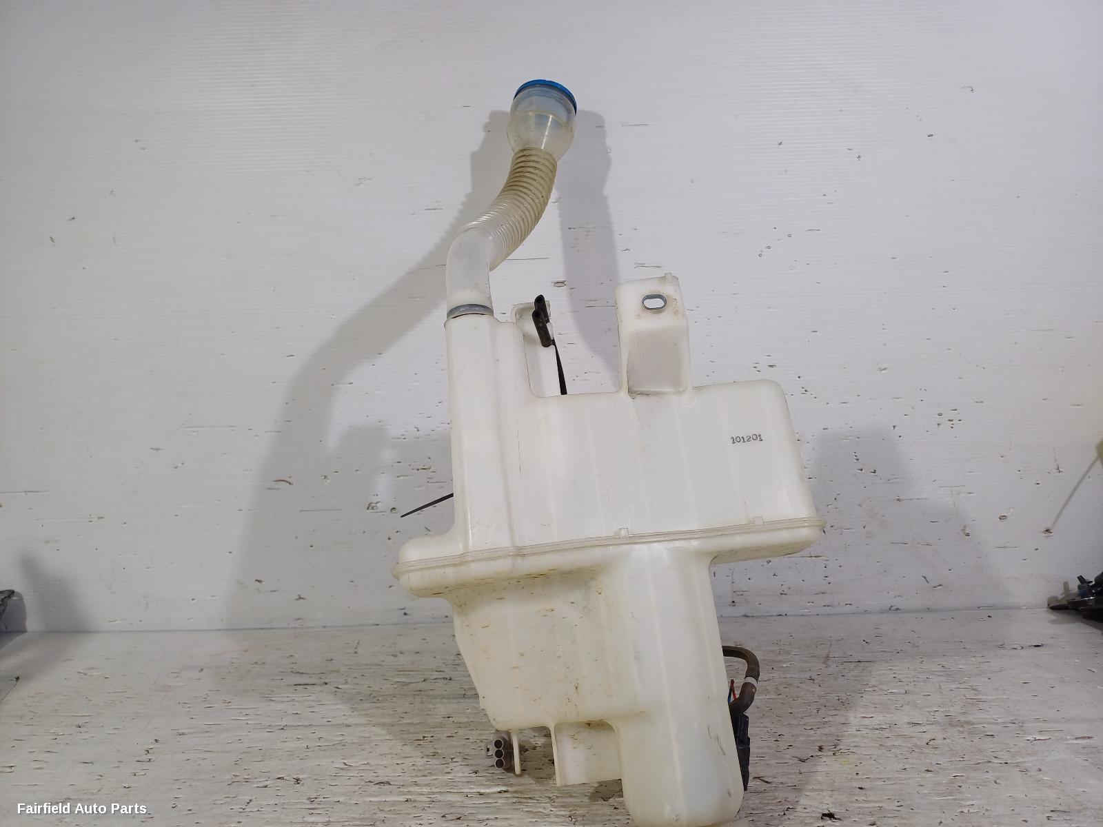 2012-2014 Mazda Cx5 Washer Bottle