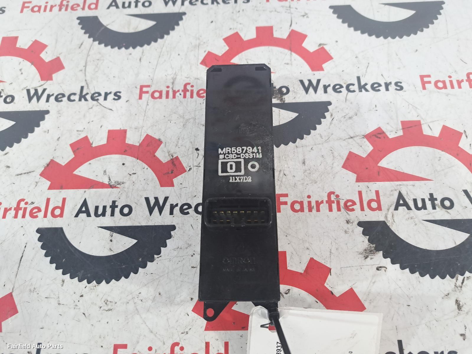 2007-2010 Mitsubishi Lancer Pwr Dr Wind Switch