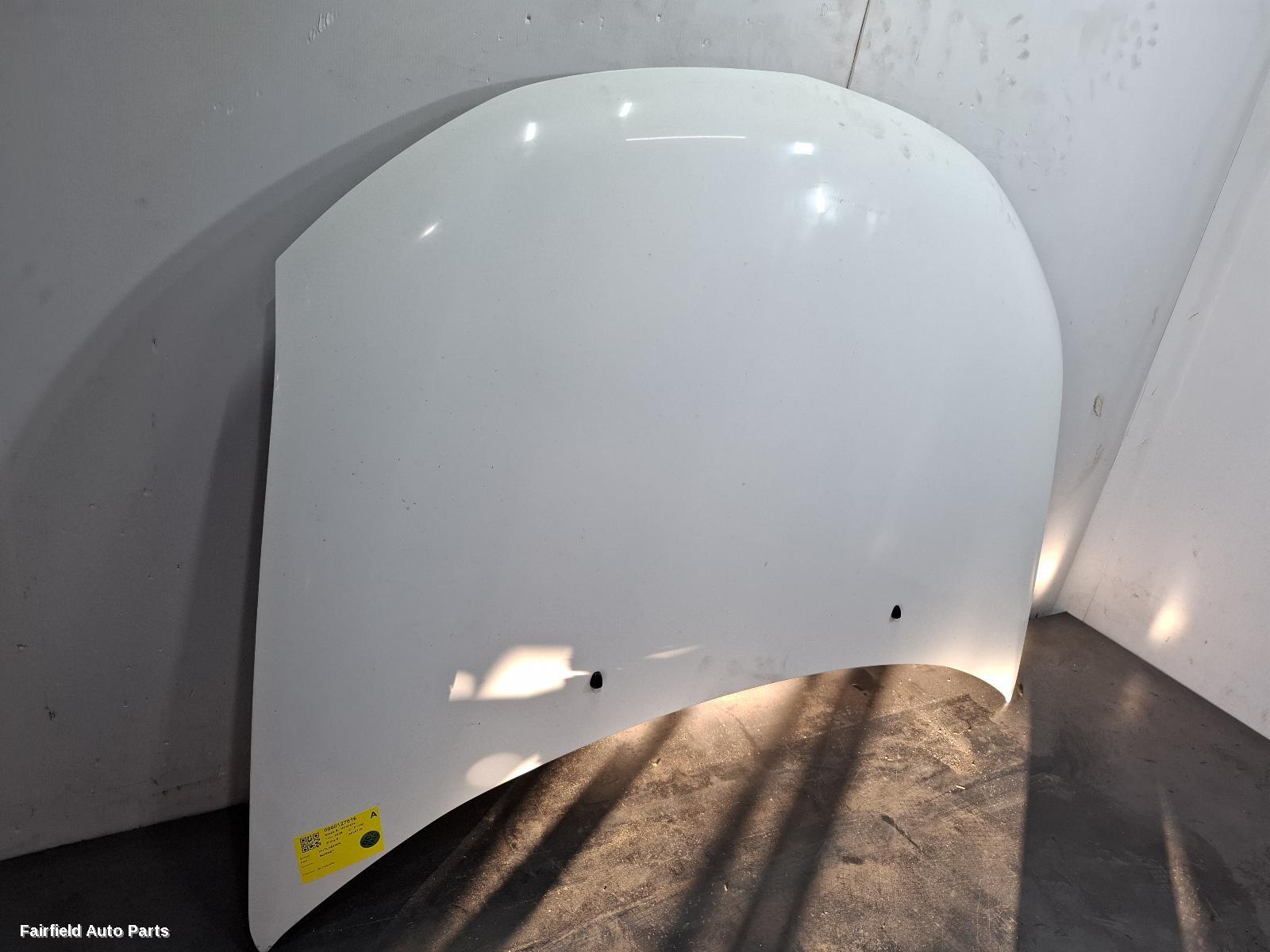 2006-2009 Mitsubishi Outlander Bonnet
