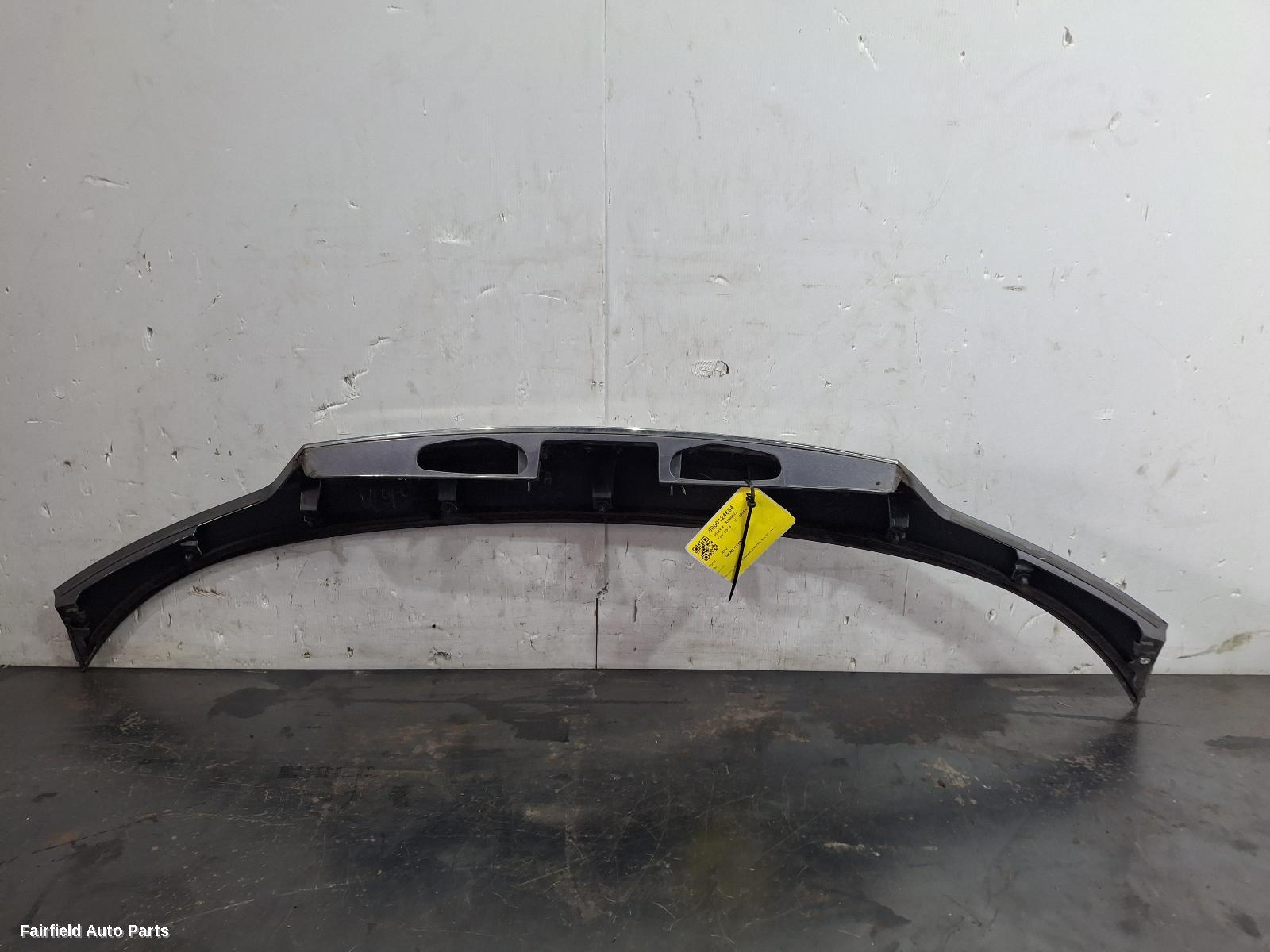 2018-2021 Honda Hrv Rear Garnish