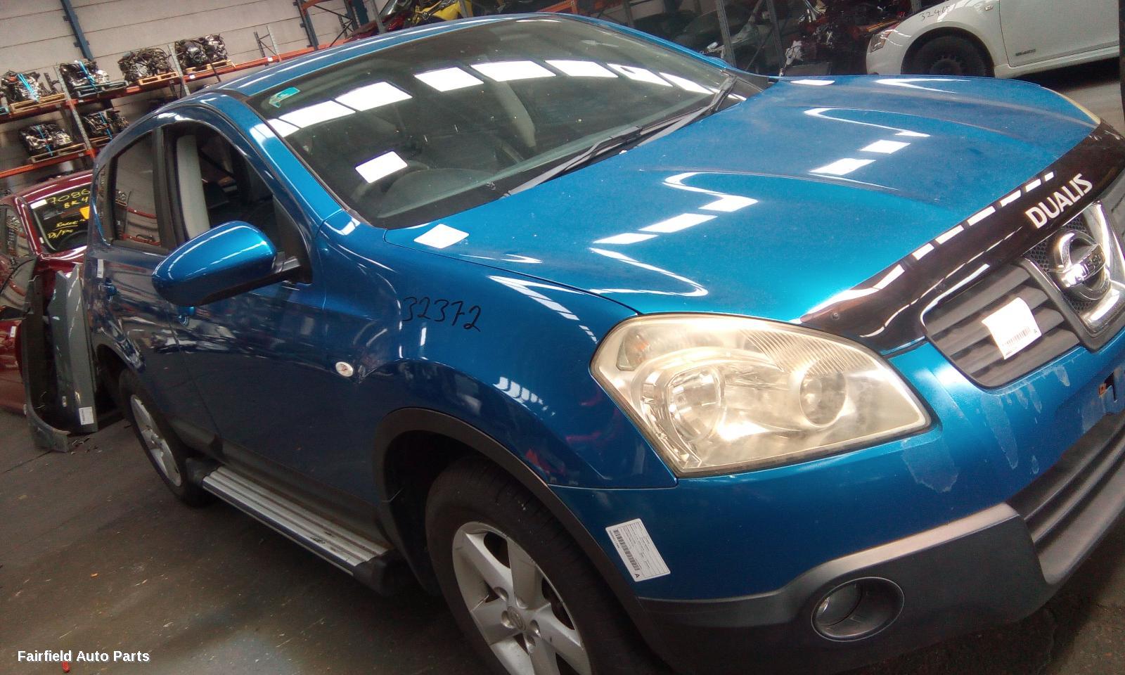 2007-2014 Nissan Dualis Left Rear Door Sliding