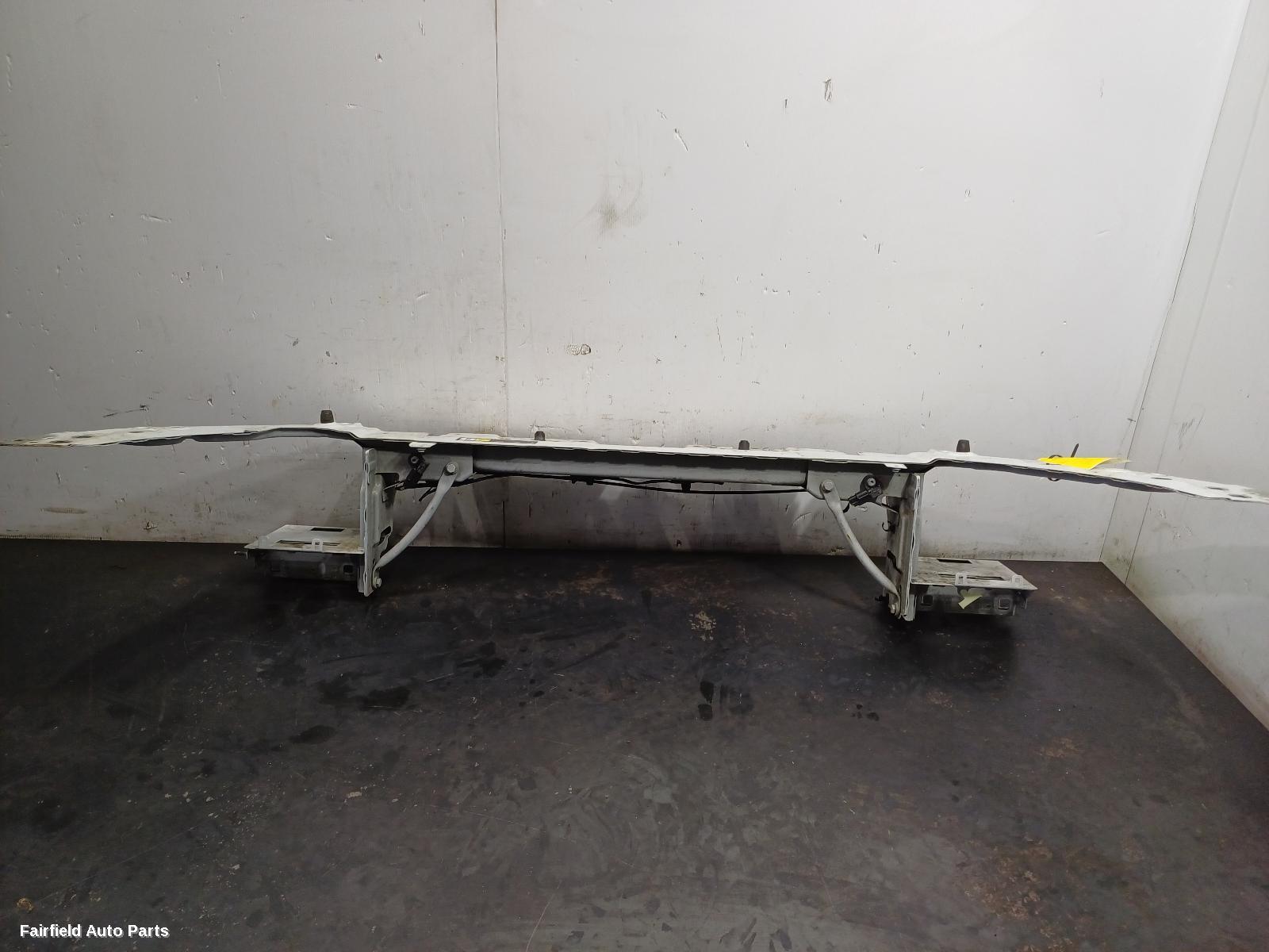 2015-2019 Land Rover Rangerover Evoque Radiator Support