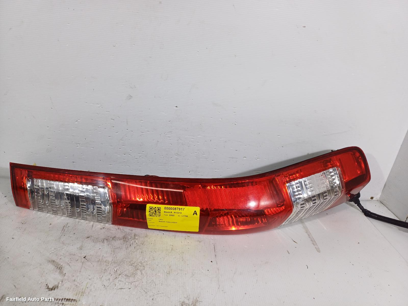2004-2007 Honda Crv Right Taillight