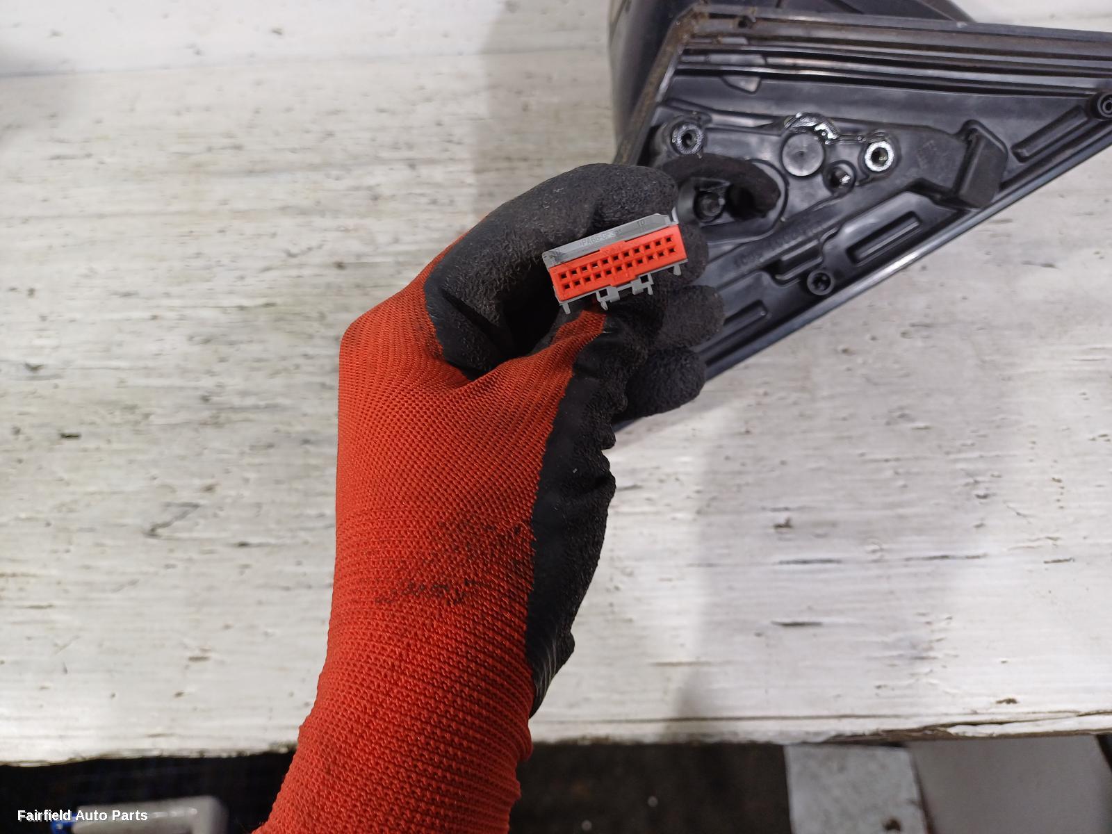 2013-2022 Land Rover Rangerover Sport Left Door Mirror