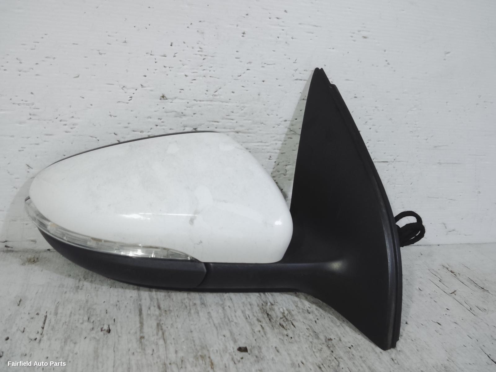 2008-2013 Volkswagen Golf Right Door Mirror