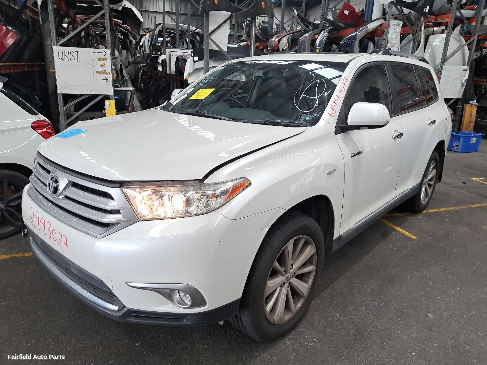 2013 Toyota Kluger Door Boot Gate Lock